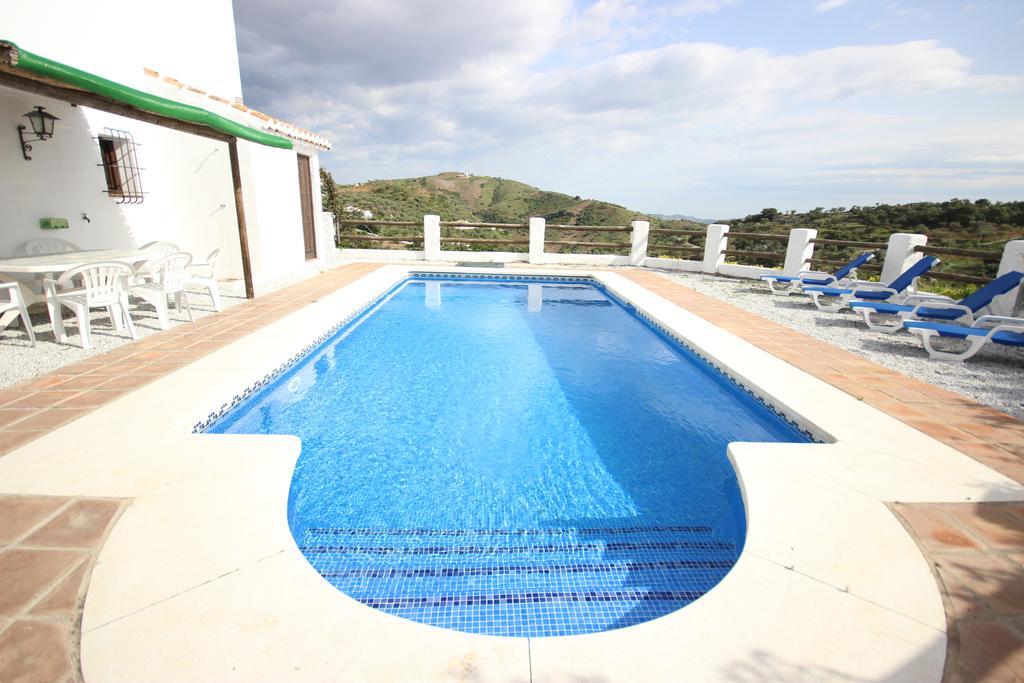 Casas De Cantoblanco Vinuela Exterior photo