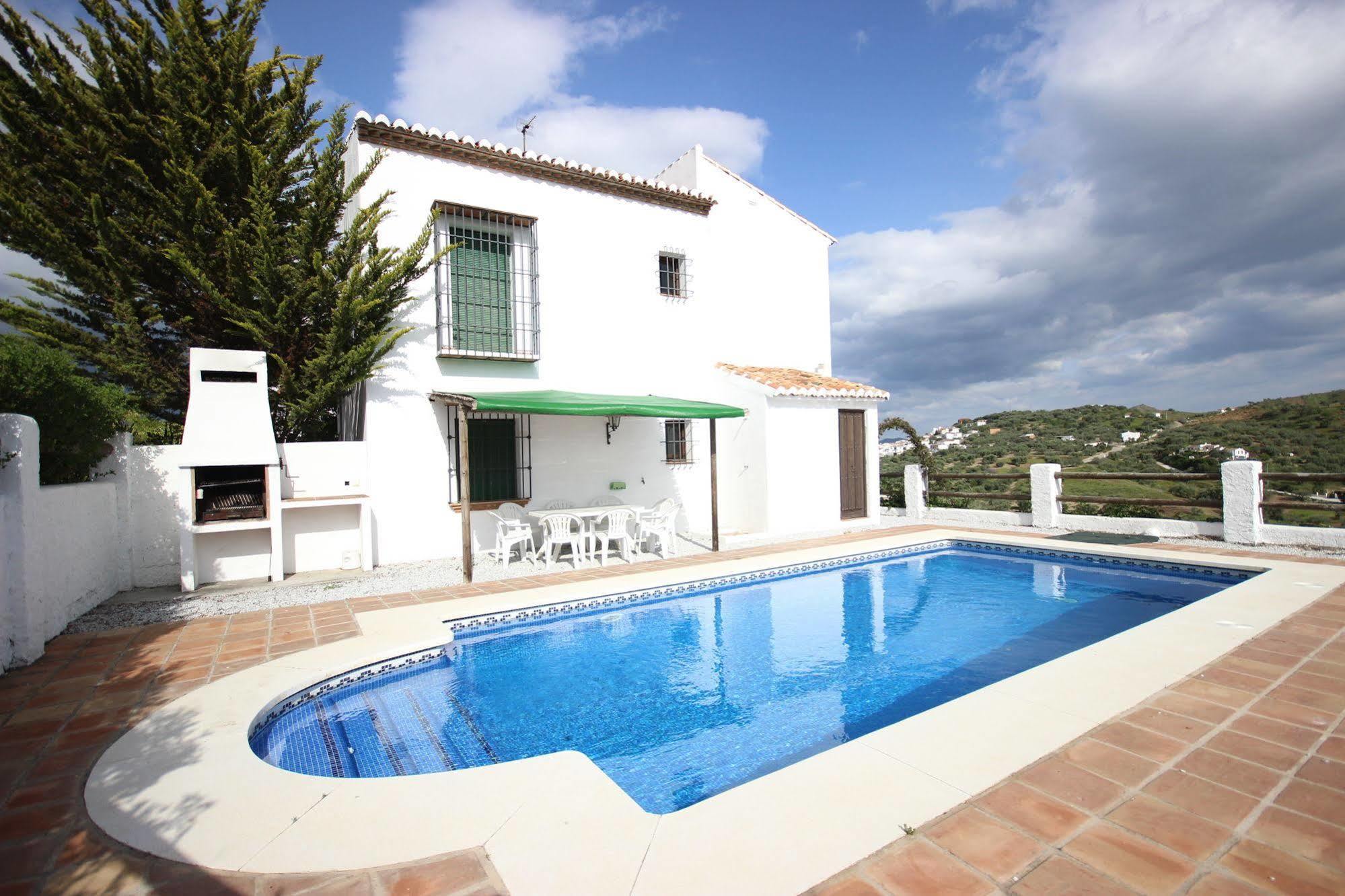 Casas De Cantoblanco Vinuela Exterior photo